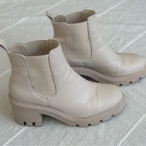 Redtop Women’s Chelsea Boots Size 8